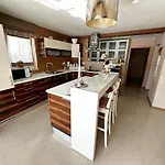 Sweet Apartment Zgornje Skofije