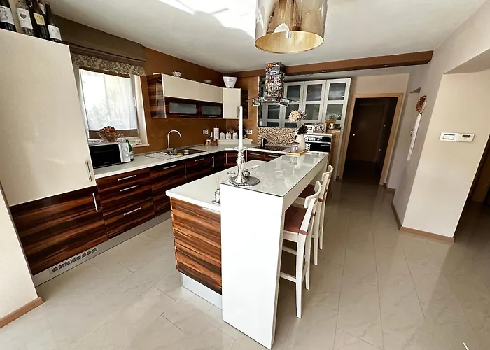 Sweet شقة زْغورنيي سْكوفييي